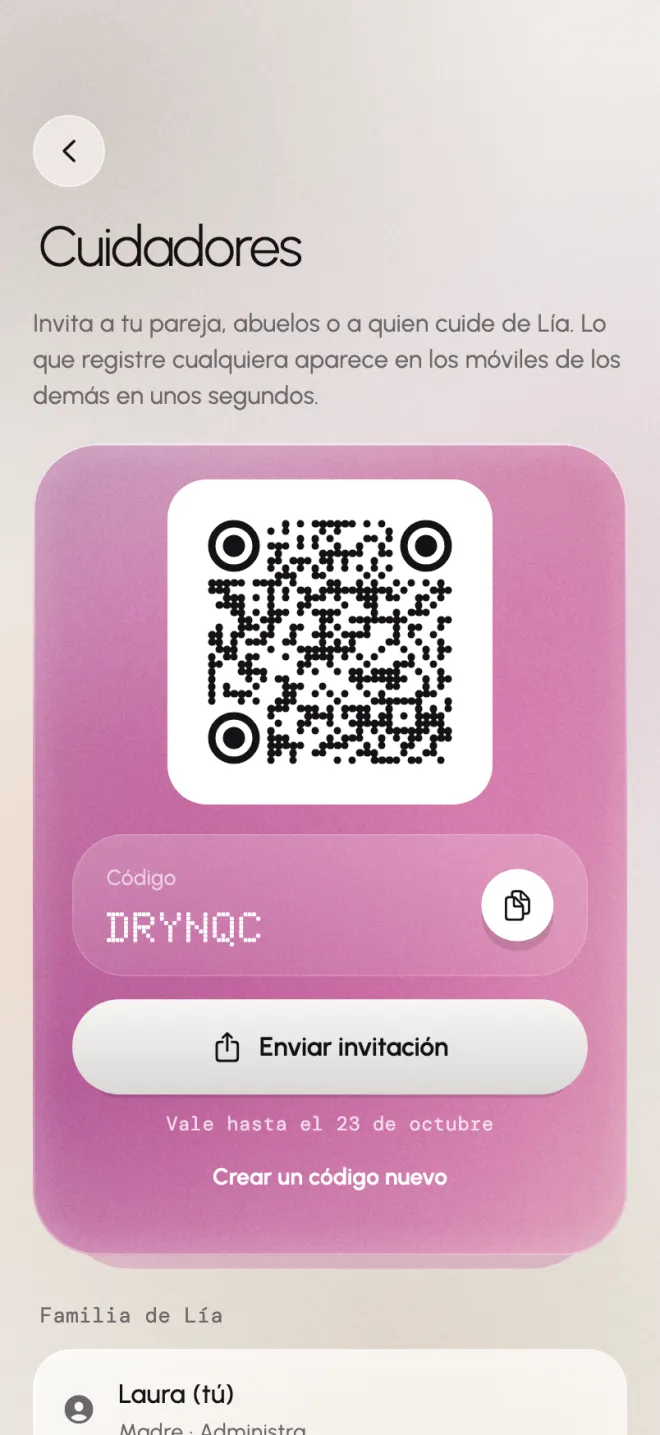 Pantalla Cuidadores: código de invitación y código QR para unirse a la familia